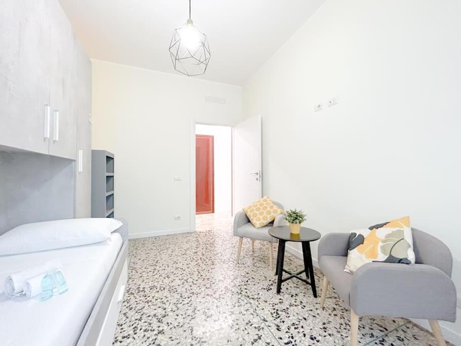 Apartamento Free Parking - Elegante Casa Con Wifi -Smarttv Savona Exterior foto