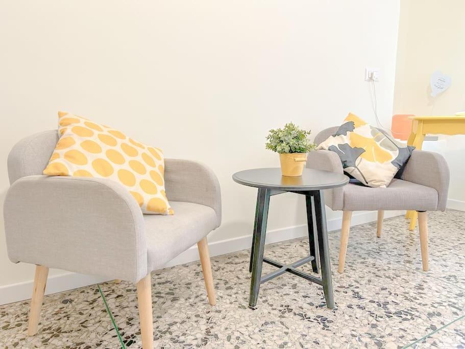 Apartamento Free Parking - Elegante Casa Con Wifi -Smarttv Savona Exterior foto